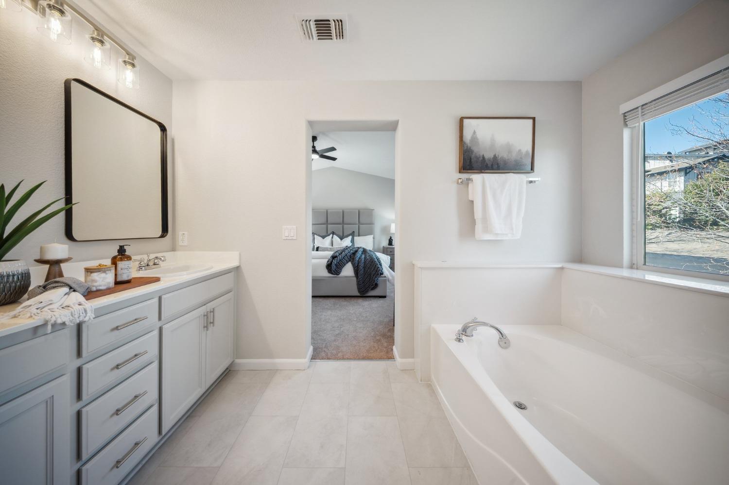 Detail Gallery Image 22 of 43 For 4321 Burr Ct, Tracy,  CA 95377 - 4 Beds | 2/1 Baths