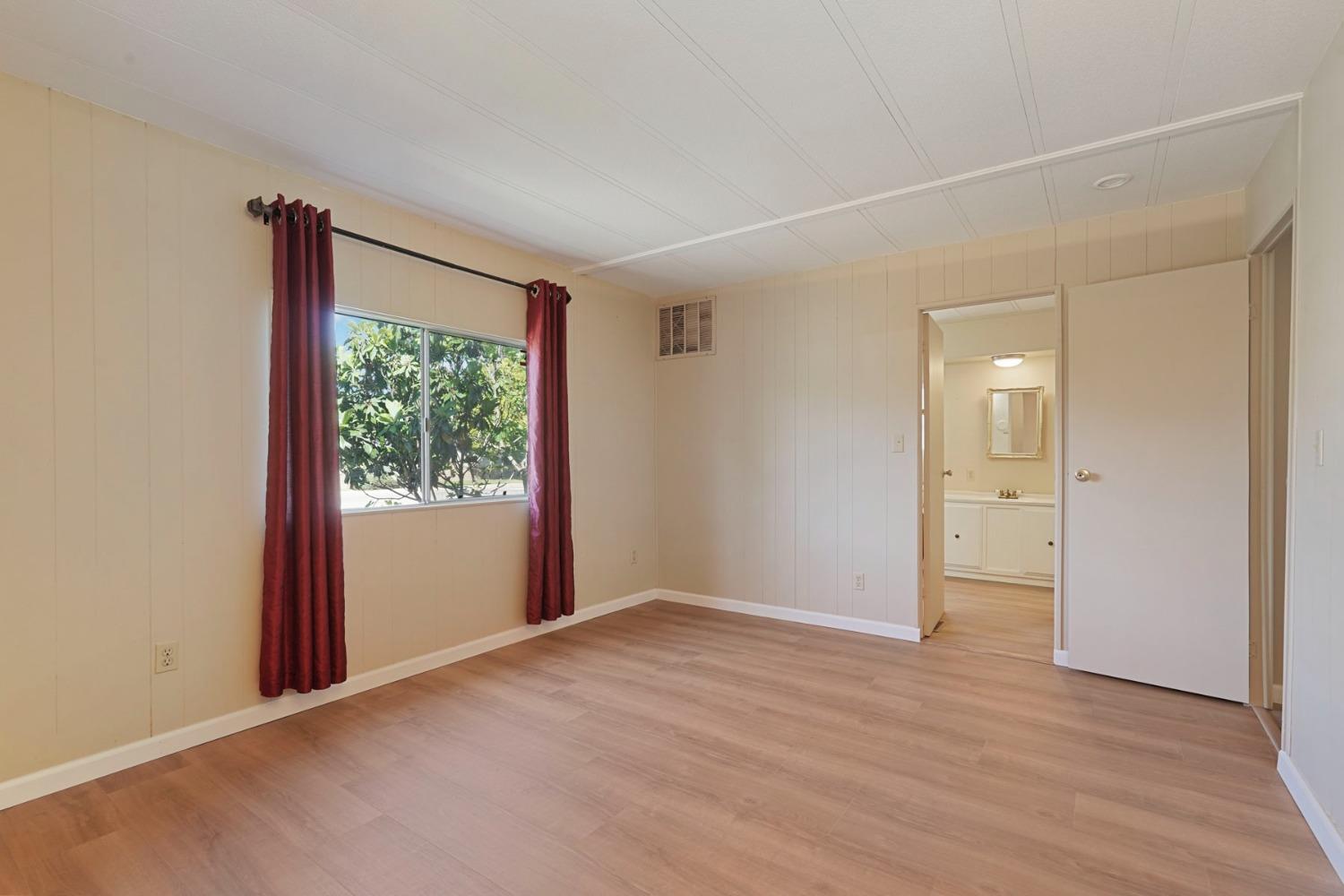Detail Gallery Image 22 of 44 For 216 San Juan Dr, Lodi,  CA 95240 - 3 Beds | 2 Baths
