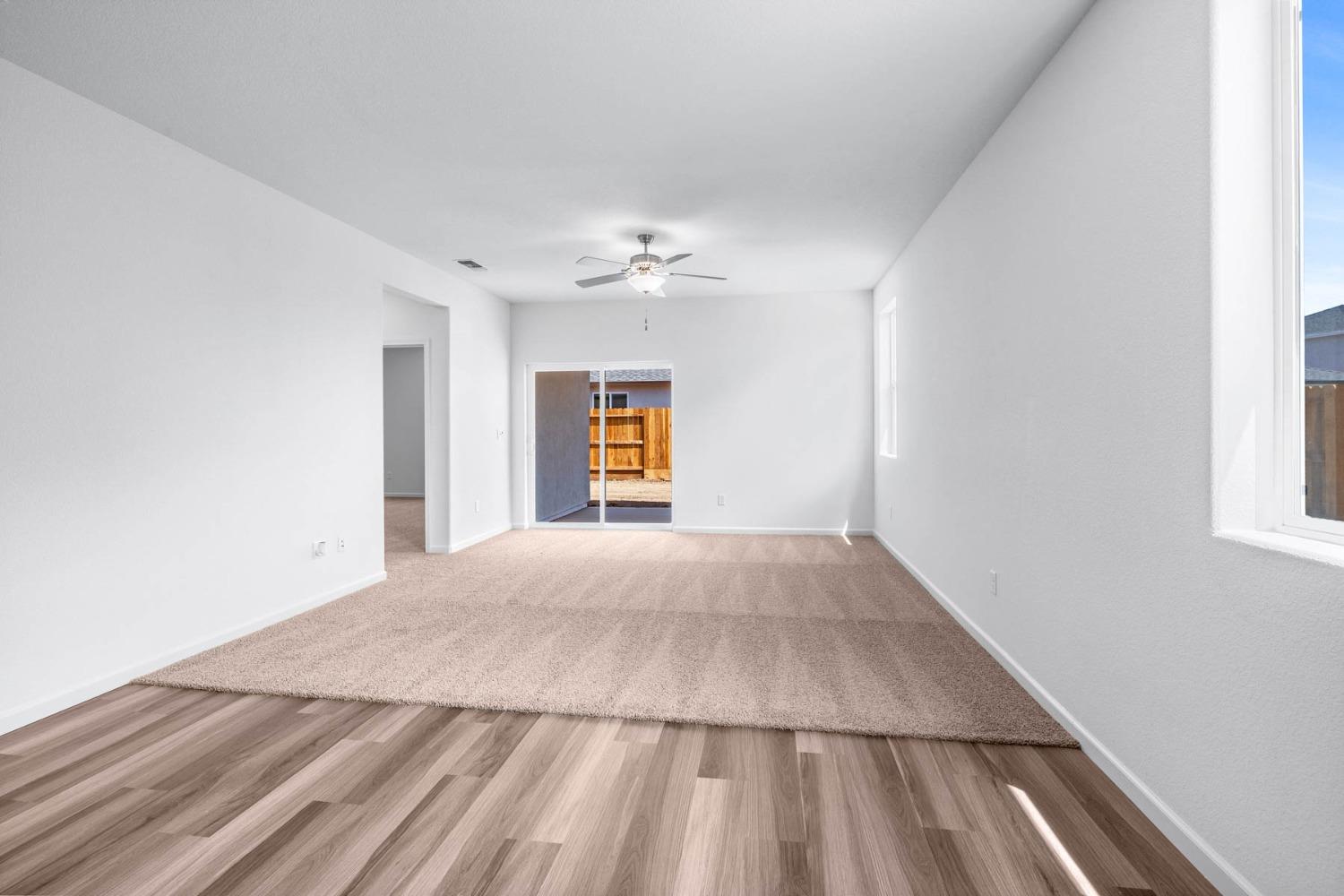 Detail Gallery Image 5 of 12 For 6361 Hogan Way, Linda,  CA 95901 - 4 Beds | 2 Baths