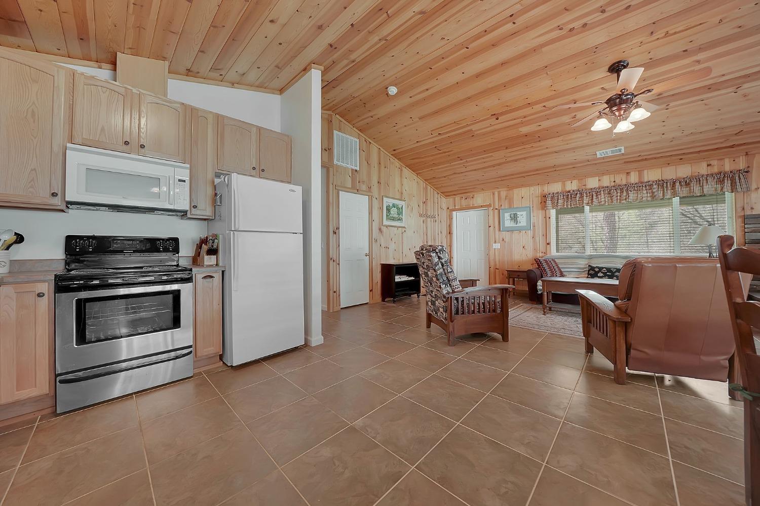 Detail Gallery Image 16 of 48 For 21655 Highway 26, West Point,  CA 95255 - 2 Beds | 1 Baths