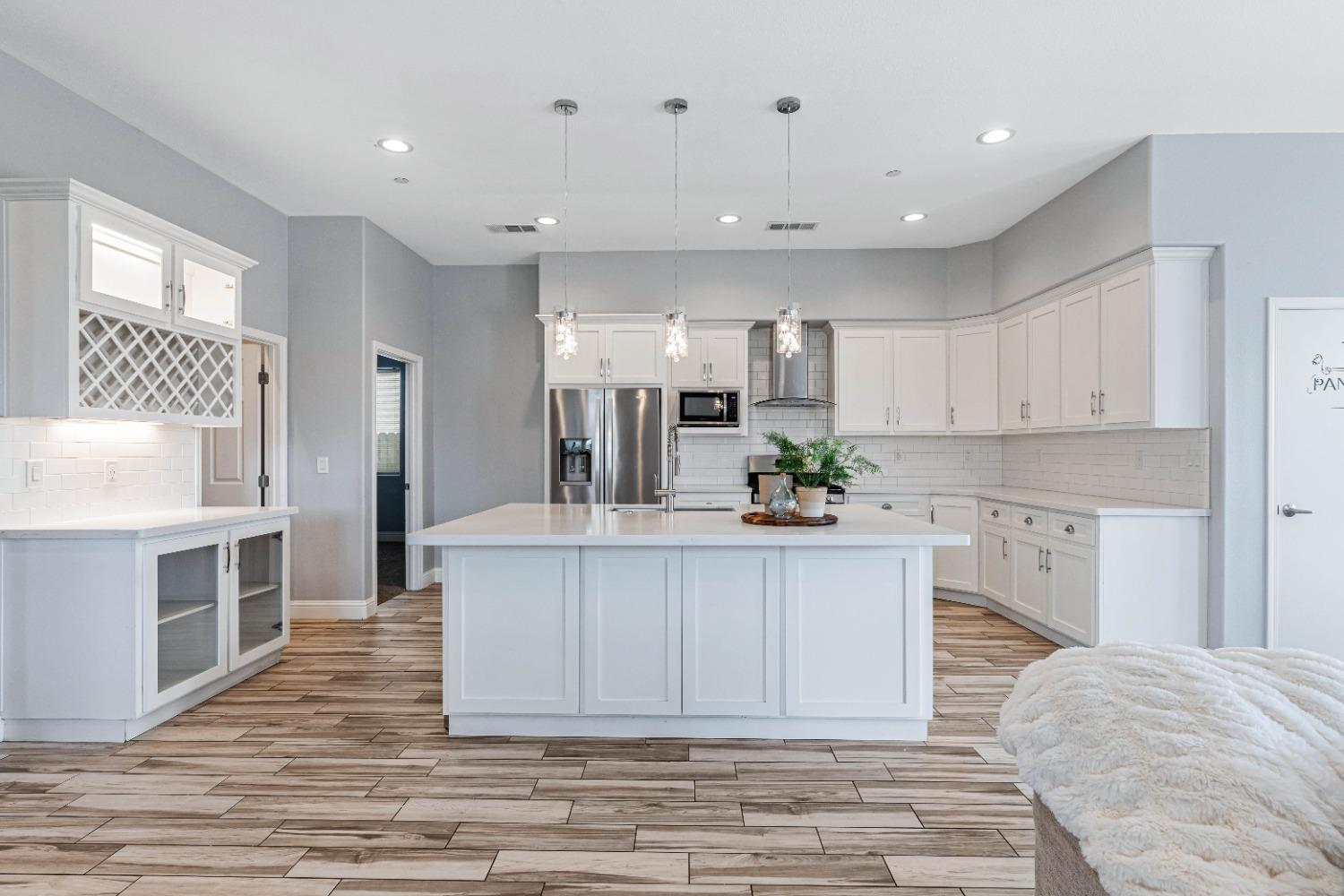Detail Gallery Image 9 of 41 For 1234 Wildcat Dr, Merced,  CA 95348 - 4 Beds | 2 Baths