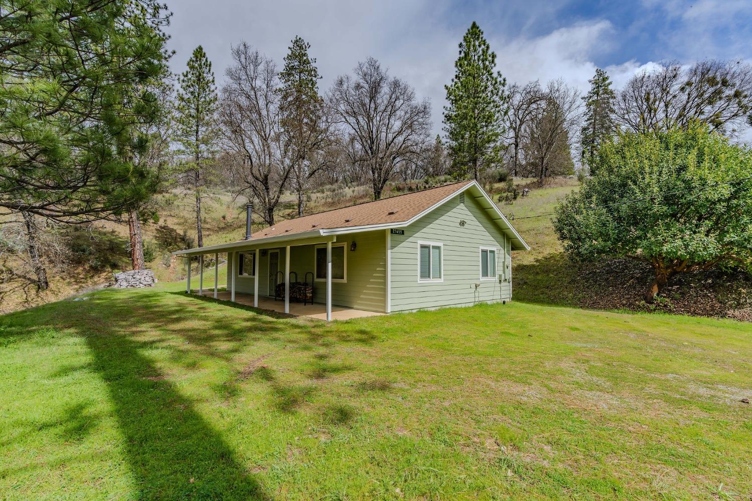 Detail Gallery Image 2 of 48 For 21655 Highway 26, West Point,  CA 95255 - 2 Beds | 1 Baths