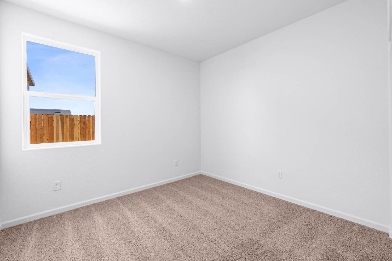 Detail Gallery Image 10 of 12 For 6361 Hogan Way, Linda,  CA 95901 - 4 Beds | 2 Baths
