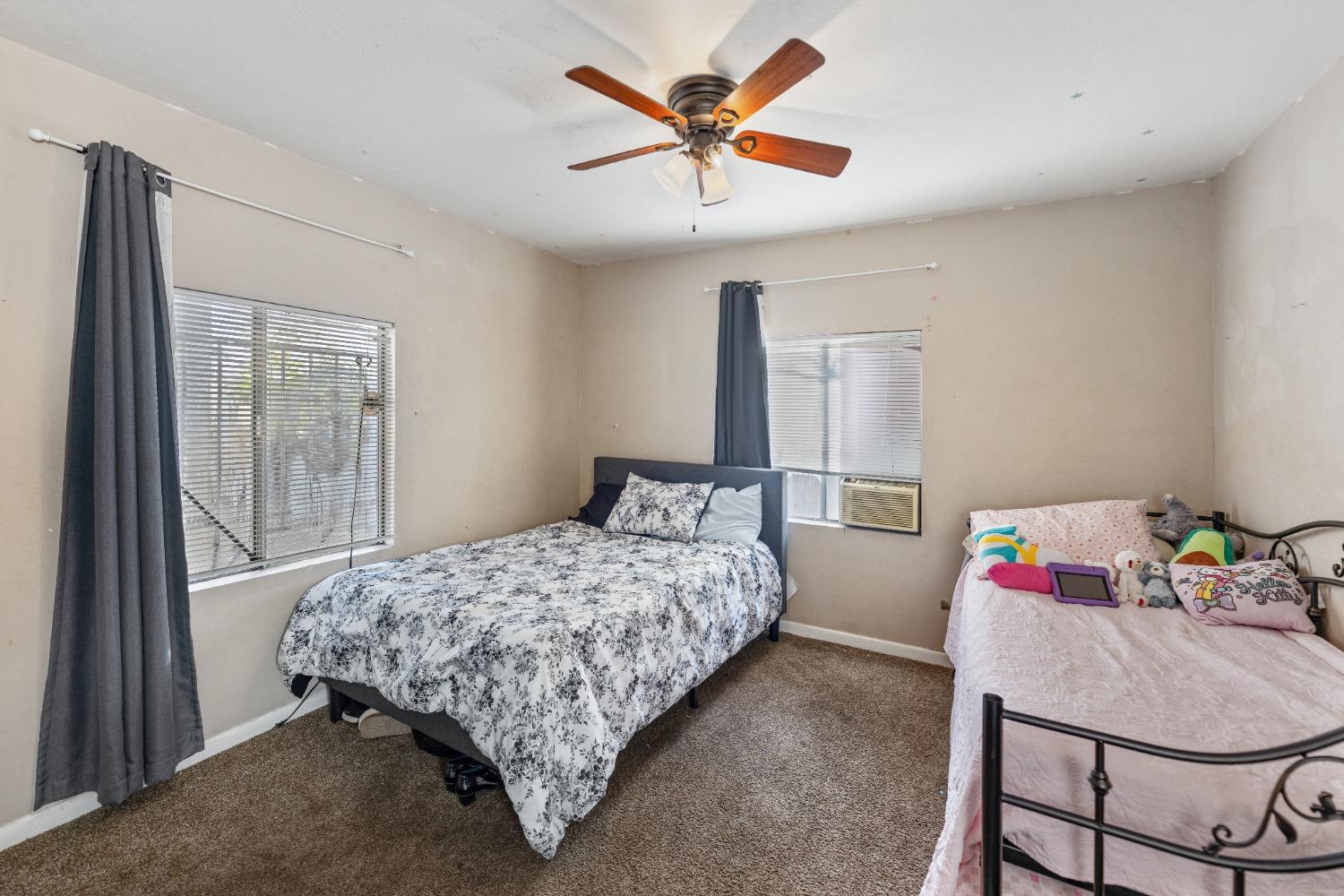 Detail Gallery Image 15 of 30 For 3158 Redwood Ave, Stockton,  CA 95205 - 2 Beds | 1 Baths