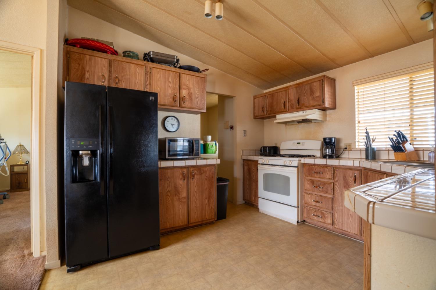 Detail Gallery Image 8 of 19 For 1500 Held Dr 7, Modesto,  CA 95355 - 3 Beds | 2 Baths