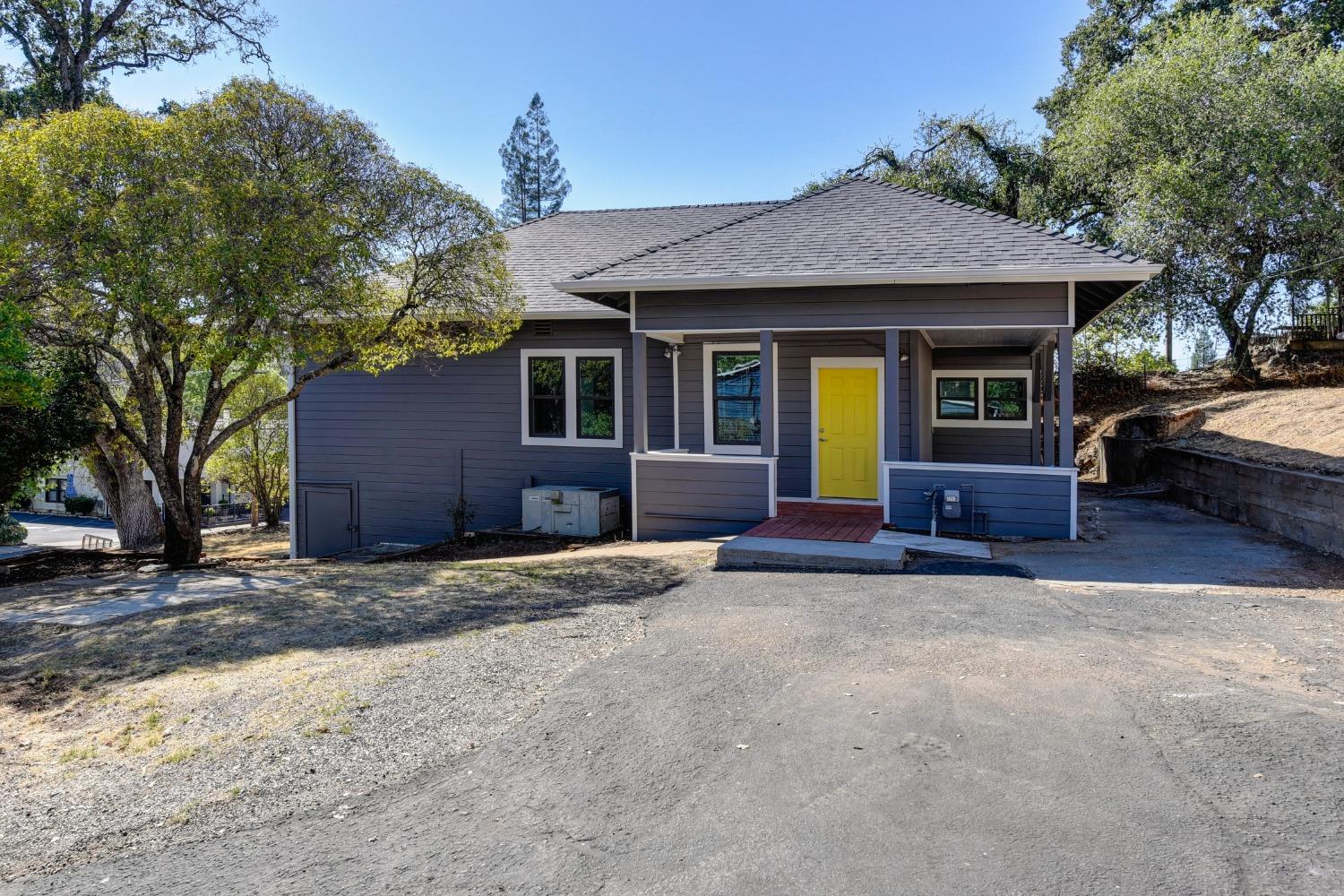 Detail Gallery Image 11 of 70 For 416 Broadway, Jackson,  CA 95642 - 3 Beds | 2 Baths