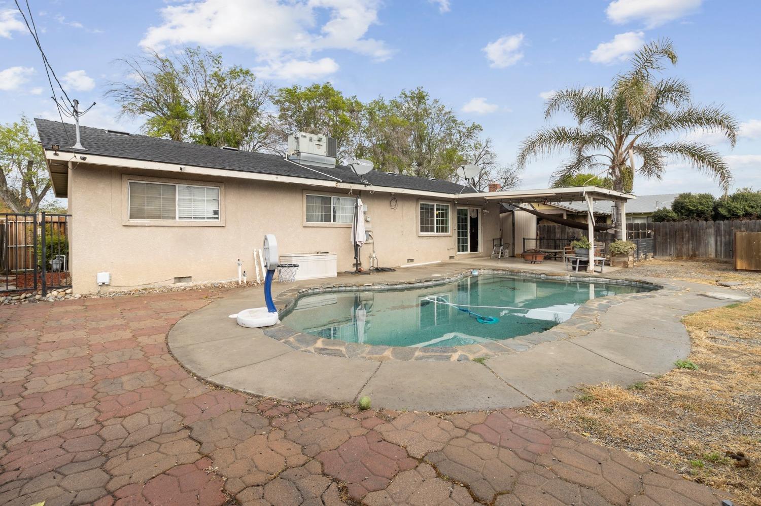 Detail Gallery Image 25 of 27 For 428 N Santa Monica St, Los Banos,  CA 93635 - 3 Beds | 2 Baths
