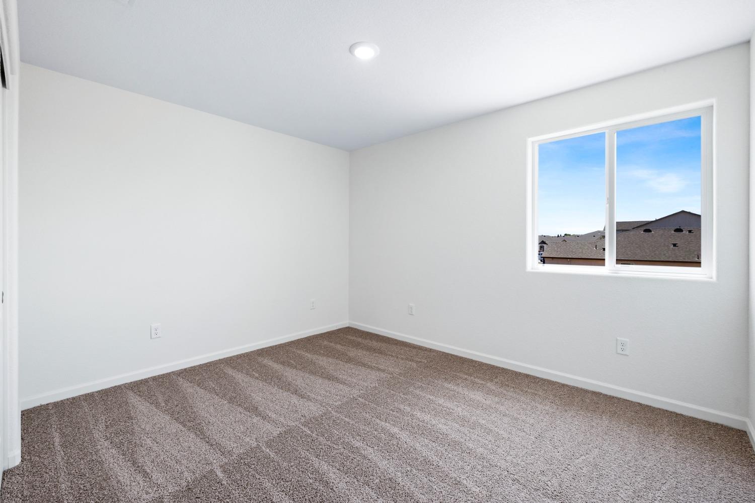 Detail Gallery Image 14 of 15 For 2150 Rita Ct, Linda,  CA 95901 - 5 Beds | 3 Baths