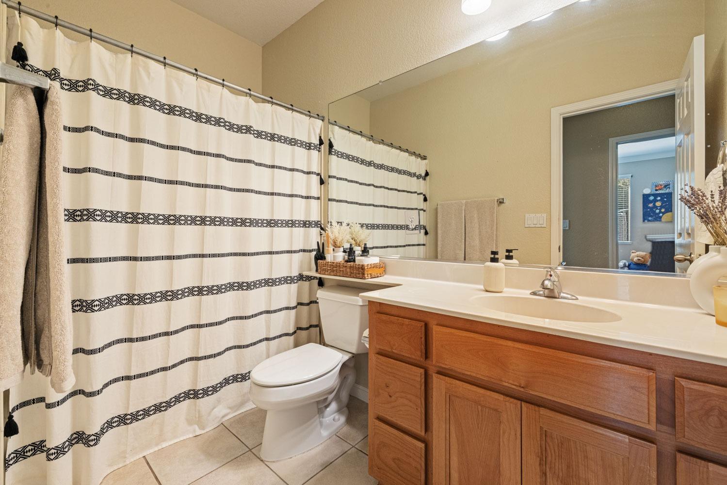 Detail Gallery Image 24 of 32 For 936 Heartland Dr, Manteca,  CA 95337 - 3 Beds | 2 Baths