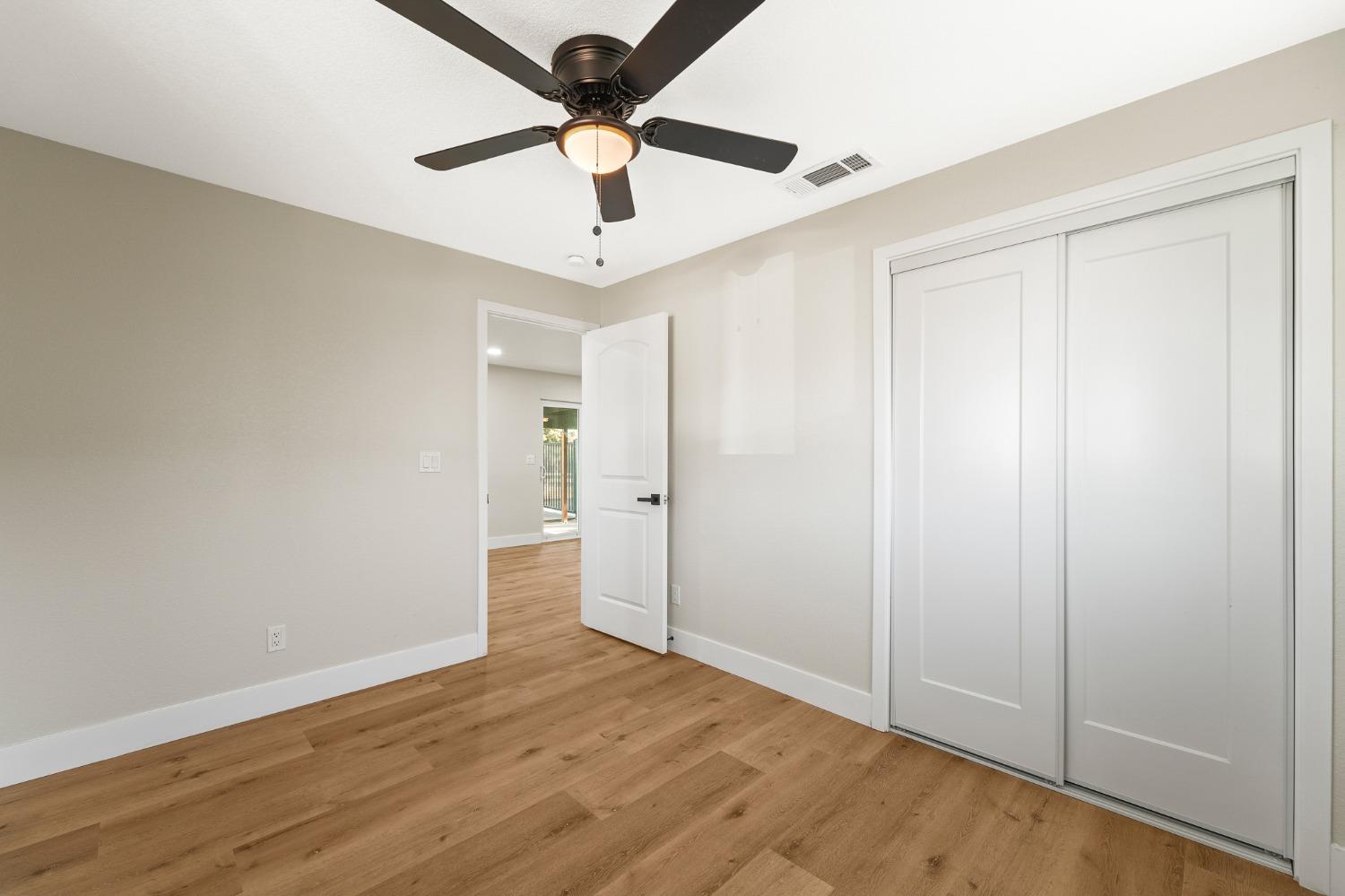 Detail Gallery Image 8 of 15 For 3724 Kentucky Ave, Riverbank,  CA 95367 - 3 Beds | 1 Baths
