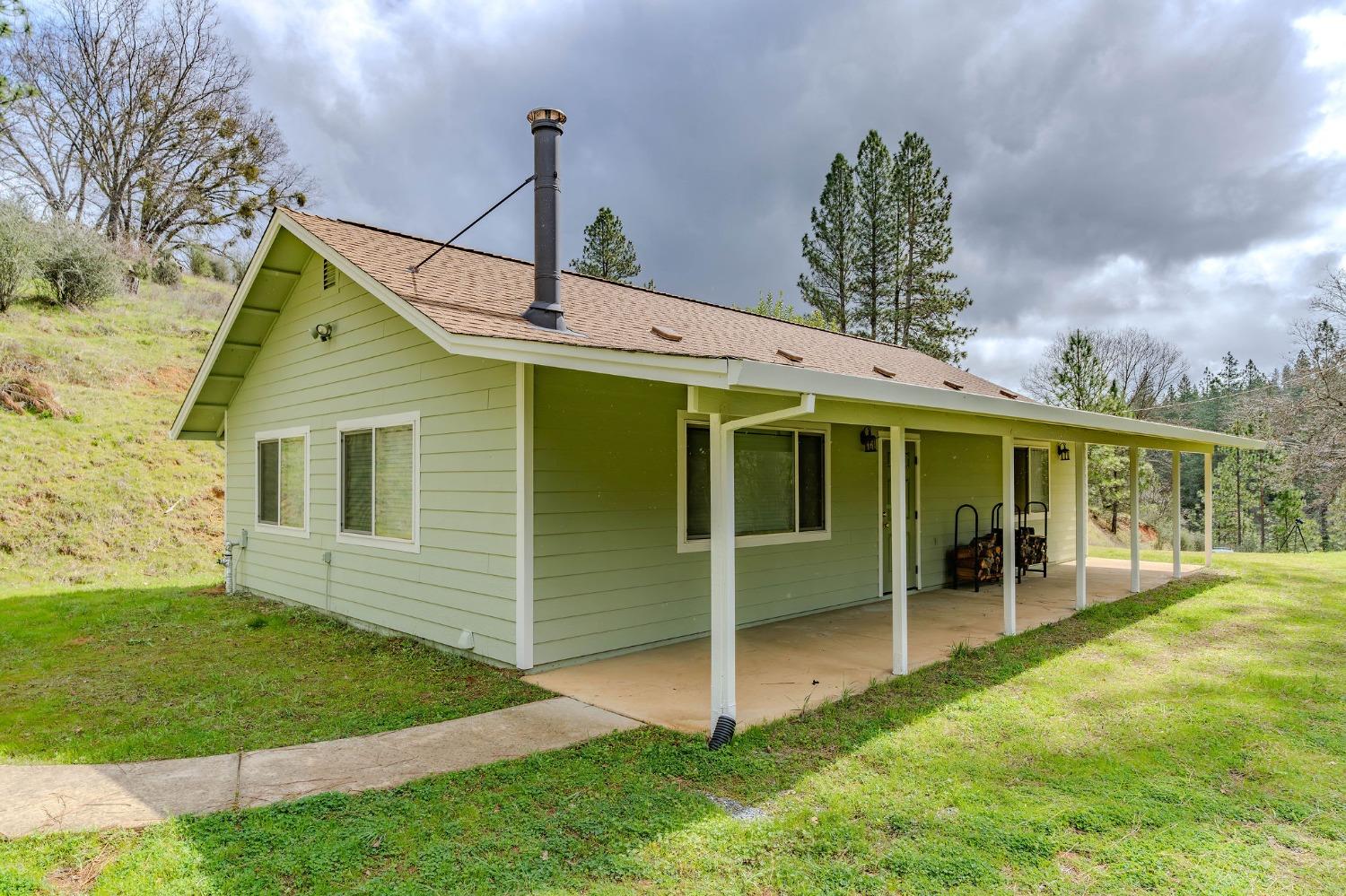 Detail Gallery Image 8 of 48 For 21655 Highway 26, West Point,  CA 95255 - 2 Beds | 1 Baths