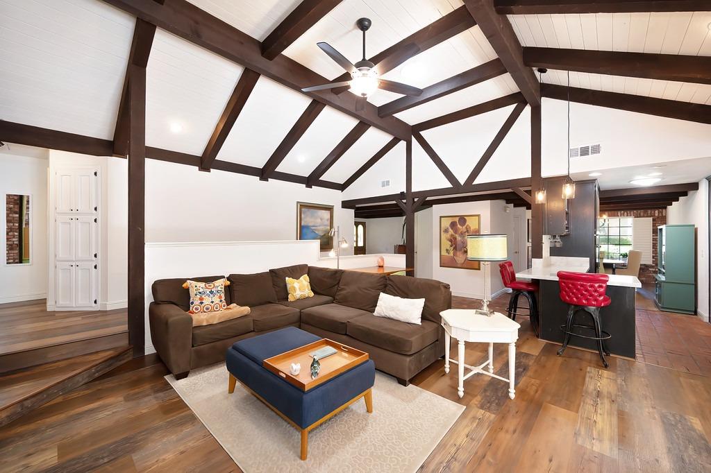 Detail Gallery Image 9 of 51 For 6542 via Sereno, Rancho Murieta,  CA 95683 - 4 Beds | 3 Baths
