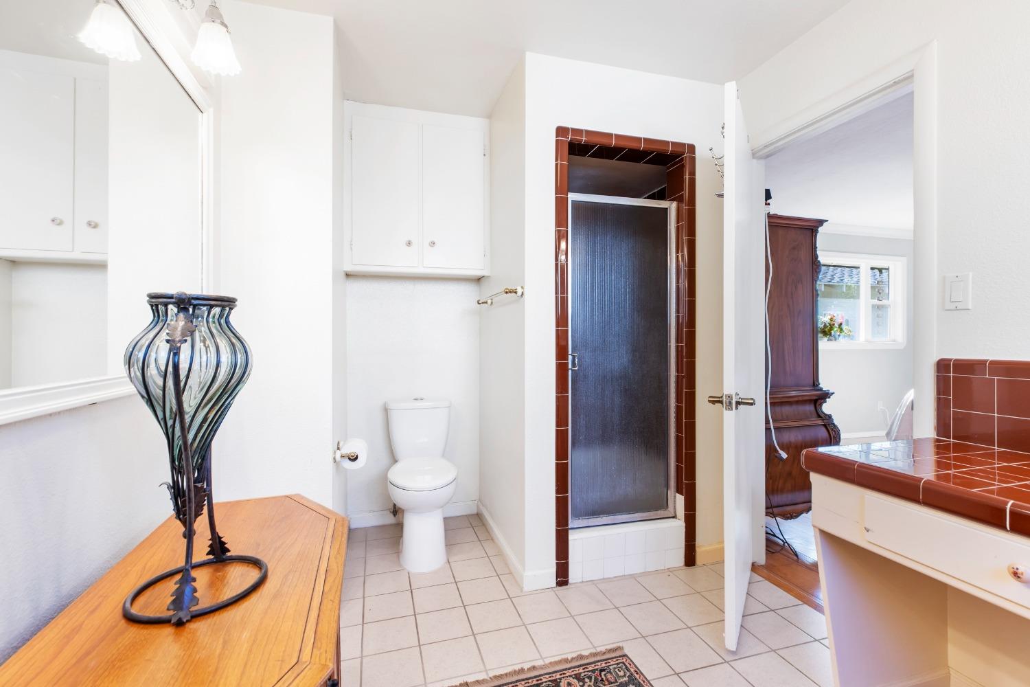 Detail Gallery Image 29 of 44 For 402 Northwood Dr, Modesto,  CA 95350 - 3 Beds | 2/1 Baths