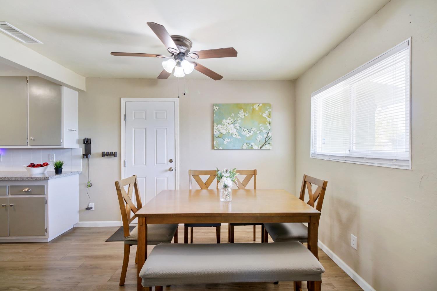 Detail Gallery Image 7 of 41 For 3401 Davidson Dr, Antelope,  CA 95843 - 3 Beds | 1 Baths
