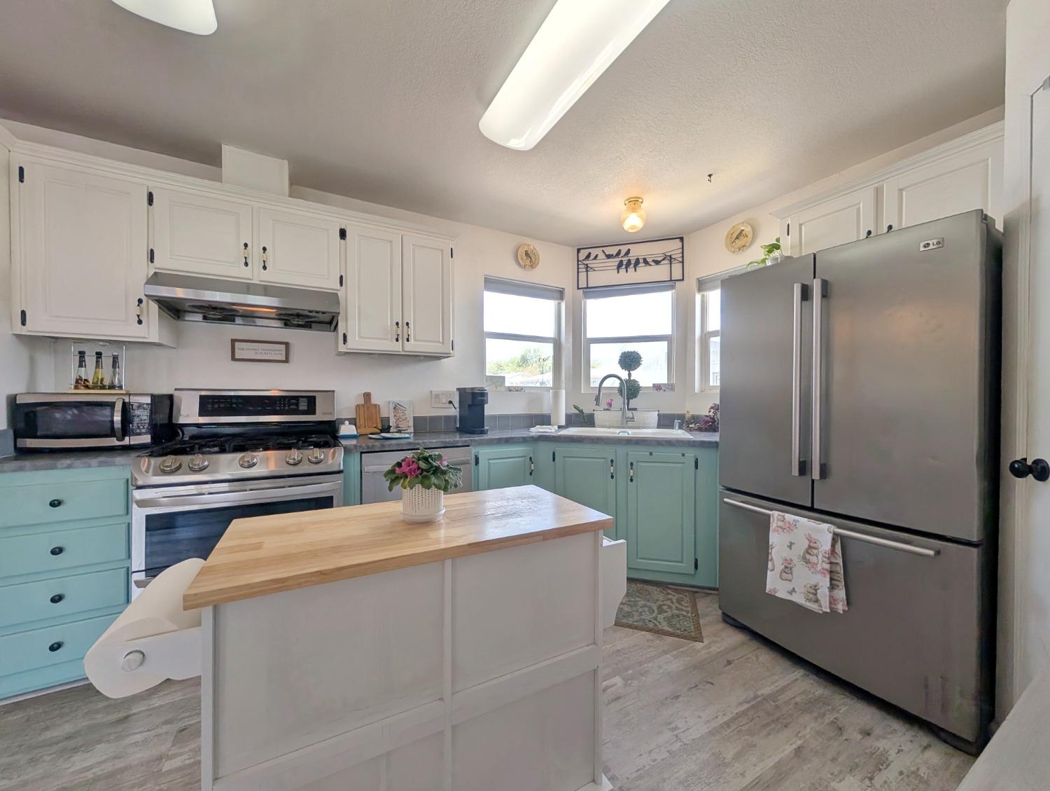 Detail Gallery Image 22 of 63 For 5829 W Park Dr, Ione,  CA 95640 - 2 Beds | 2 Baths