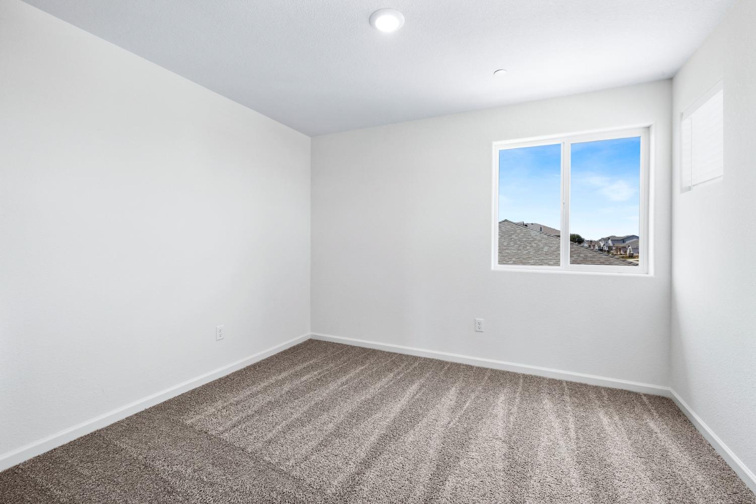 Detail Gallery Image 13 of 15 For 2150 Rita Ct, Linda,  CA 95901 - 5 Beds | 3 Baths