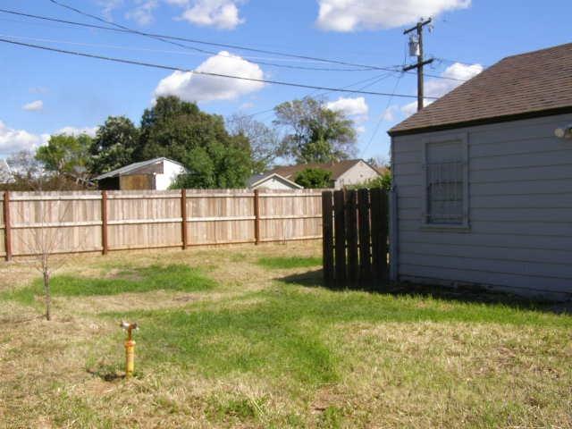 Detail Gallery Image 16 of 16 For 1912 S Sutter St, Stockton,  CA 95206 - 2 Beds | 1 Baths