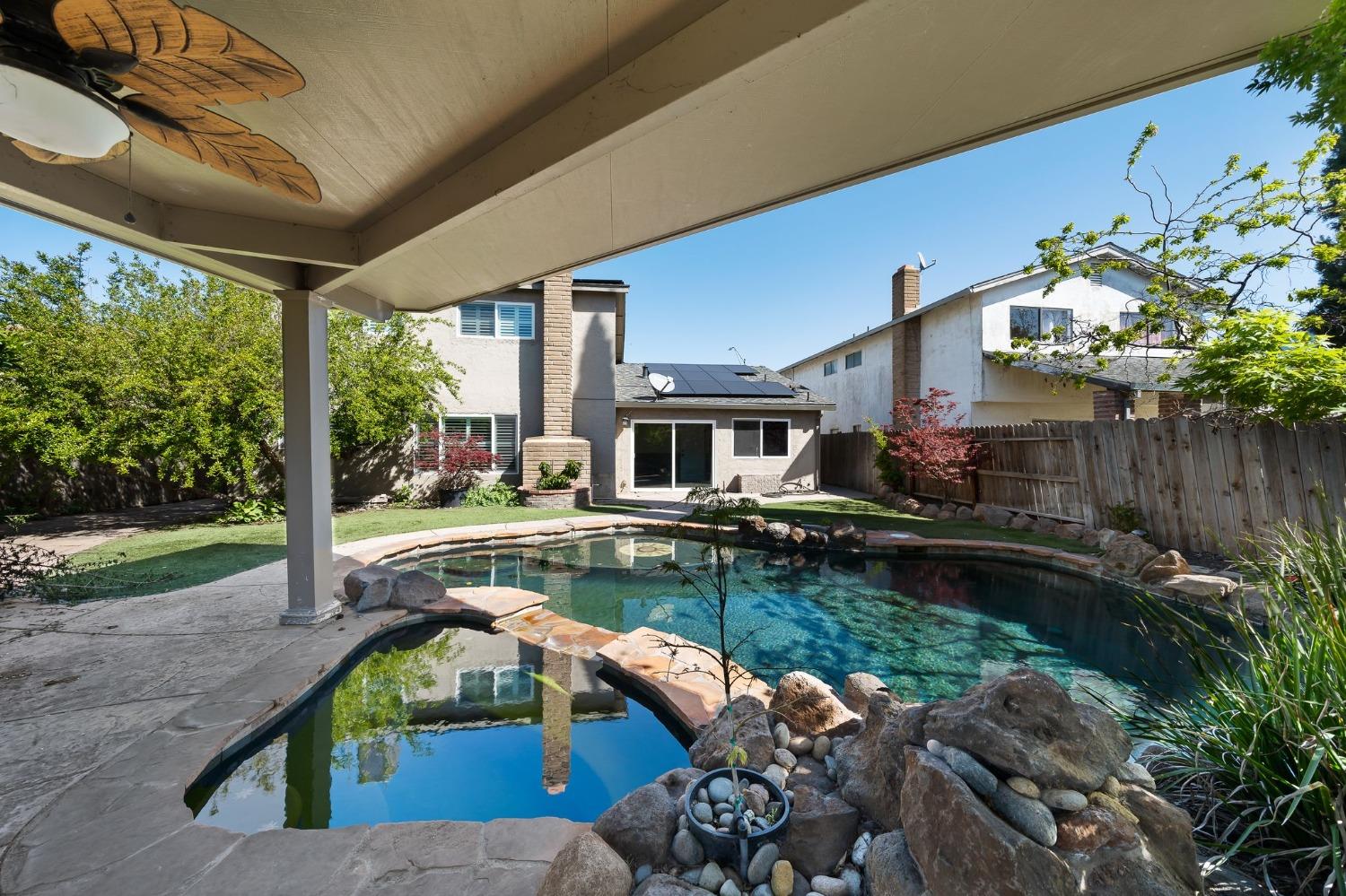 Detail Gallery Image 37 of 43 For 702 Erie Dr, Stockton,  CA 95210 - 4 Beds | 2 Baths