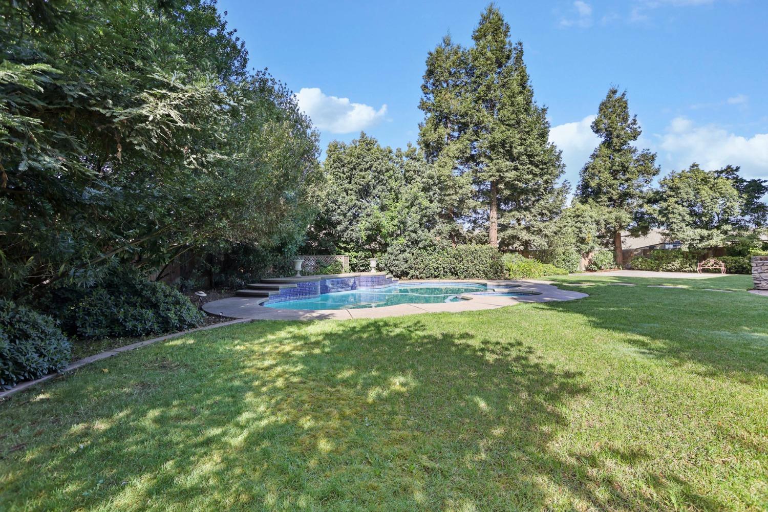 Detail Gallery Image 47 of 59 For 4322 Riverbank Ct, Stockton,  CA 95219 - 5 Beds | 3/1 Baths