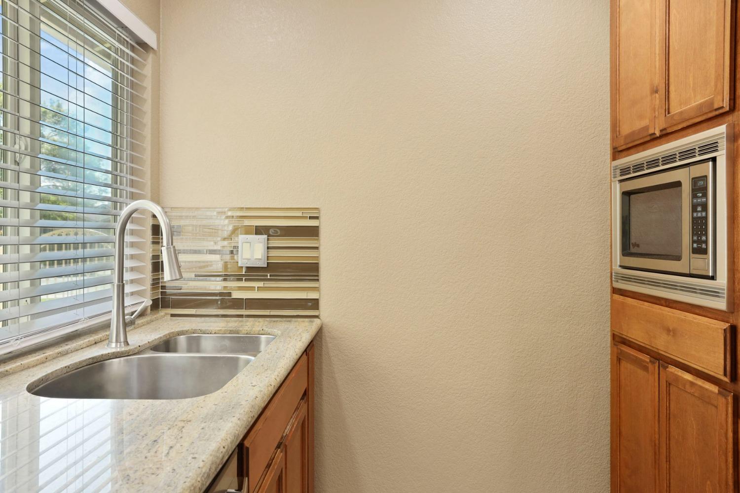 Detail Gallery Image 19 of 47 For 4520 Augustus Ct, Stockton,  CA 95207 - 3 Beds | 2 Baths