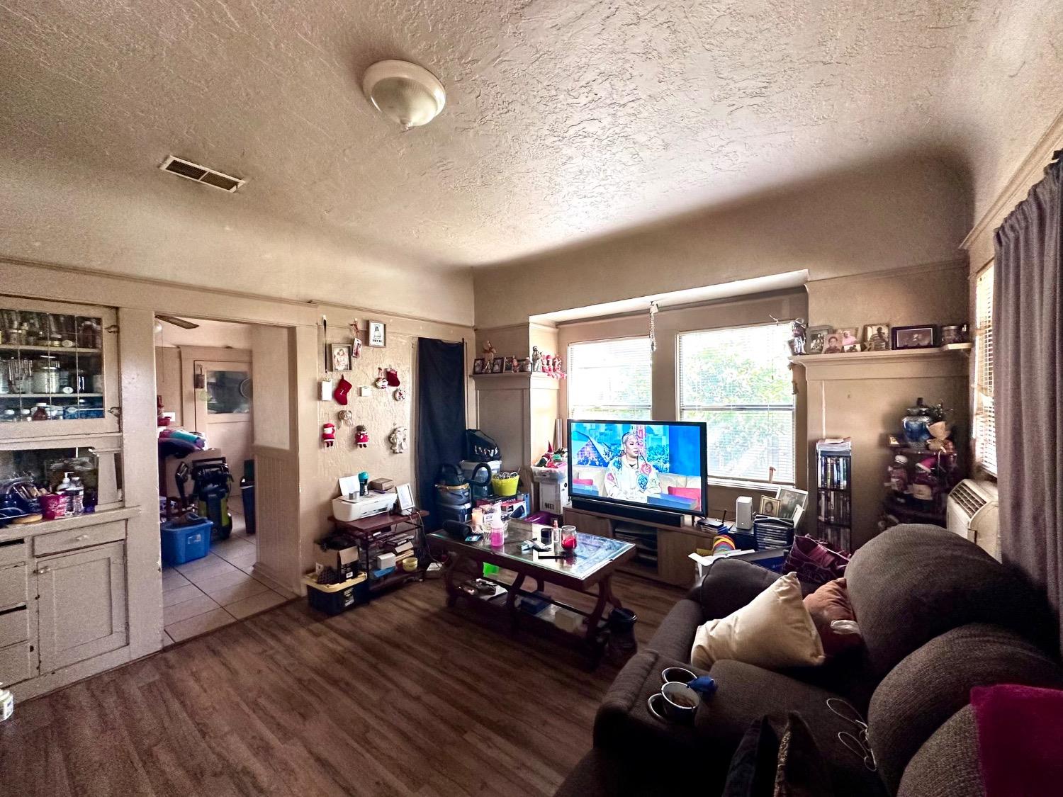 Detail Gallery Image 27 of 38 For 1554 S San Joaquin St, Stockton,  CA 95206 - – Beds | – Baths