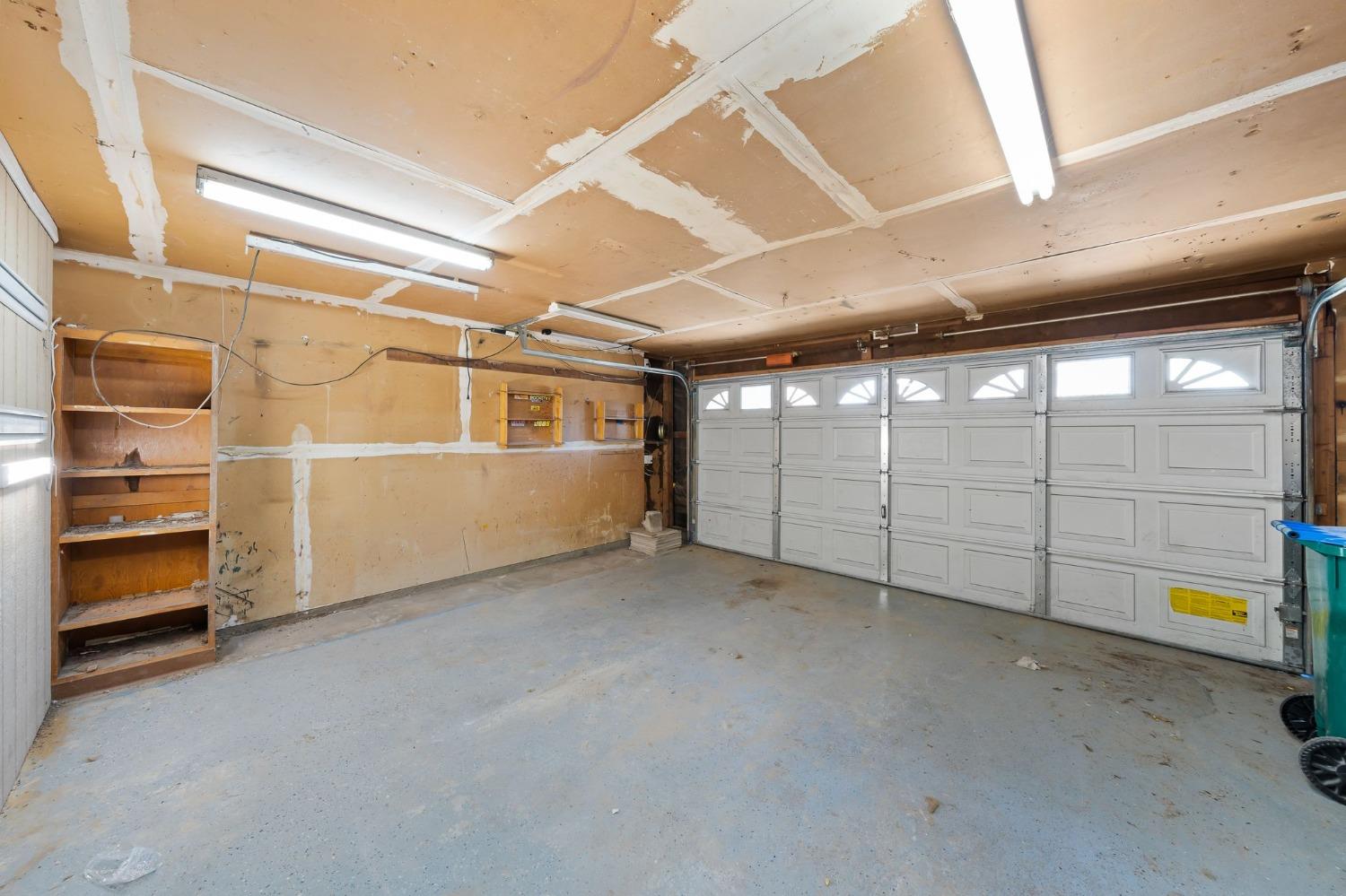 Detail Gallery Image 43 of 43 For 702 Erie Dr, Stockton,  CA 95210 - 4 Beds | 2 Baths