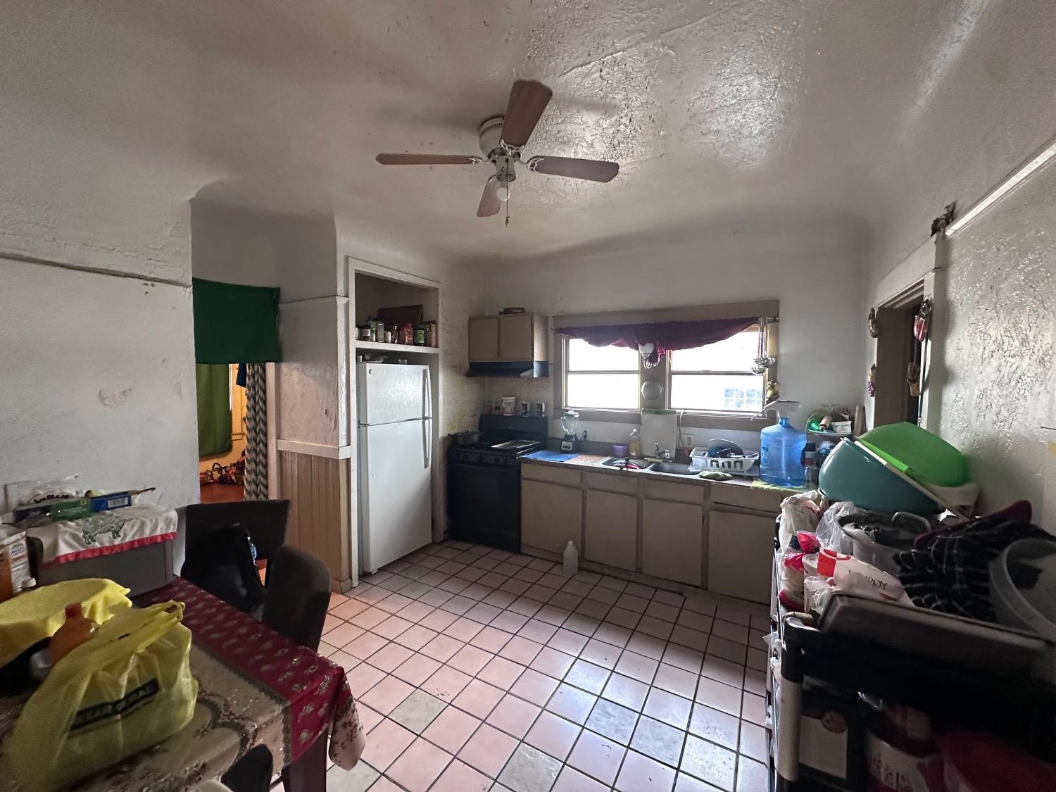 Detail Gallery Image 20 of 38 For 1554 S San Joaquin St, Stockton,  CA 95206 - – Beds | – Baths