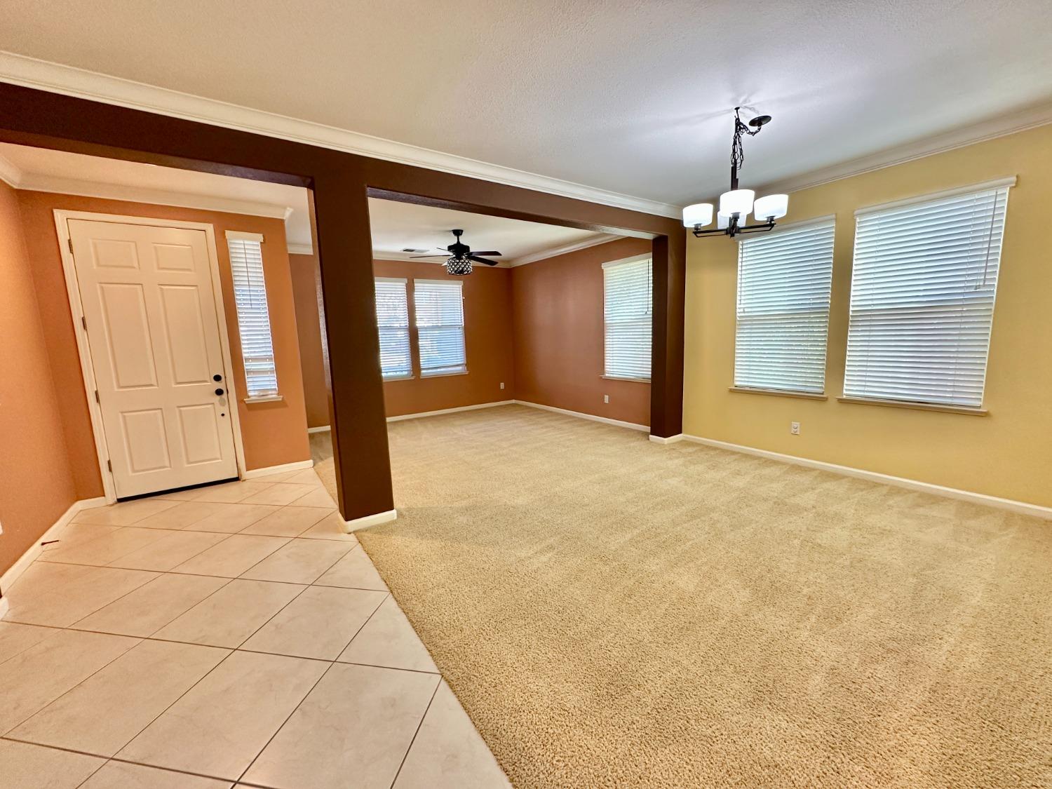 Detail Gallery Image 3 of 26 For 4221 Reunion Ct, Modesto,  CA 95356 - 3 Beds | 2/1 Baths