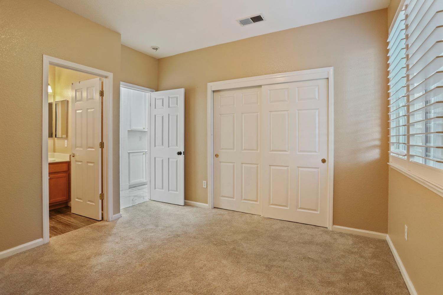 Detail Gallery Image 26 of 59 For 4322 Riverbank Ct, Stockton,  CA 95219 - 5 Beds | 3/1 Baths