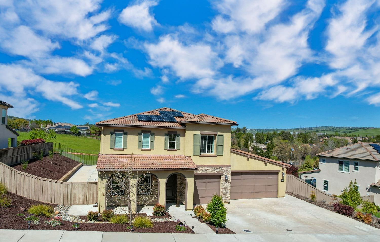 Detail Gallery Image 1 of 1 For 5269 Florentino Loop, El Dorado Hills,  CA 95762 - 4 Beds | 3/1 Baths