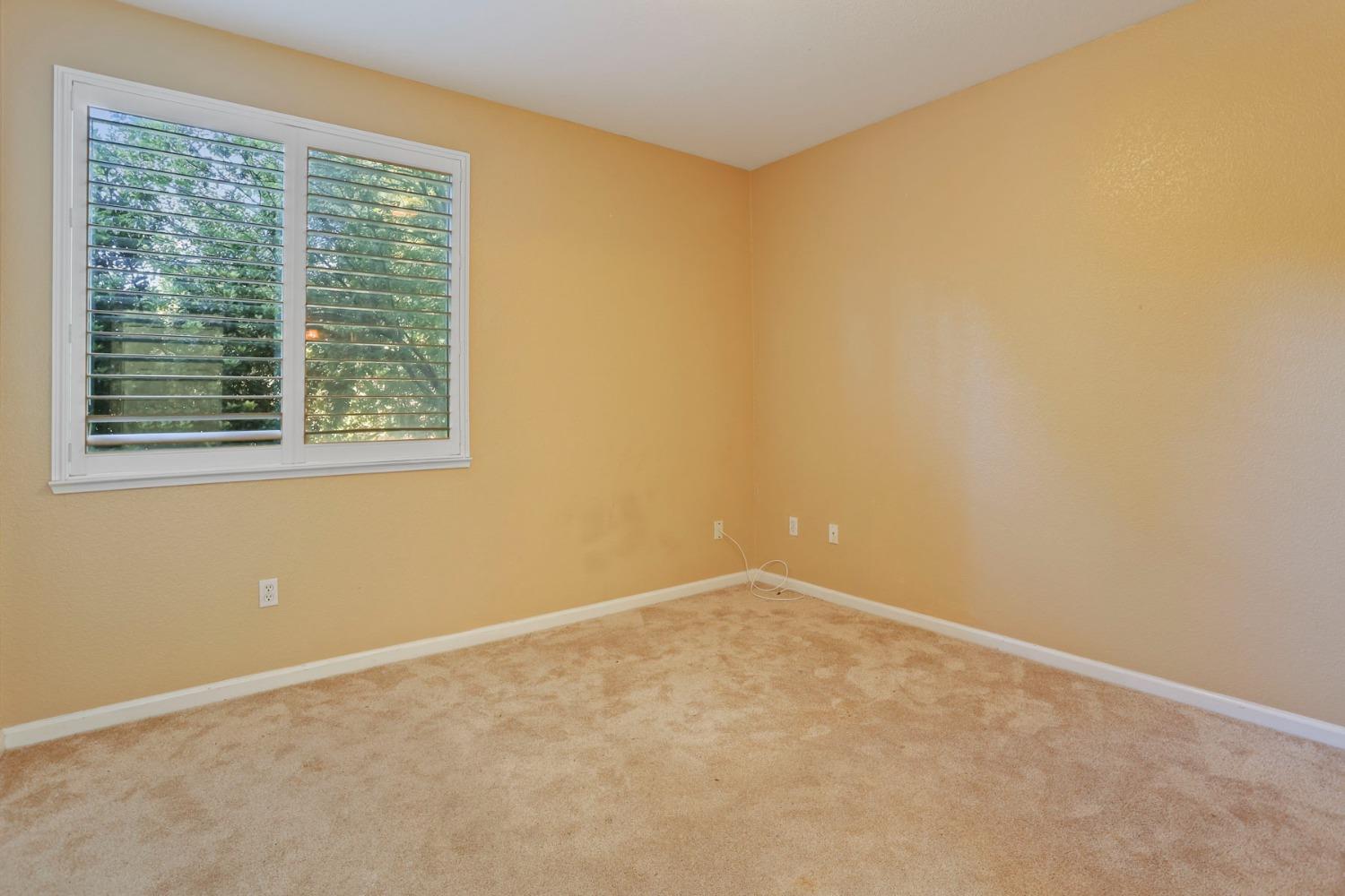 Detail Gallery Image 25 of 59 For 4322 Riverbank Ct, Stockton,  CA 95219 - 5 Beds | 3/1 Baths