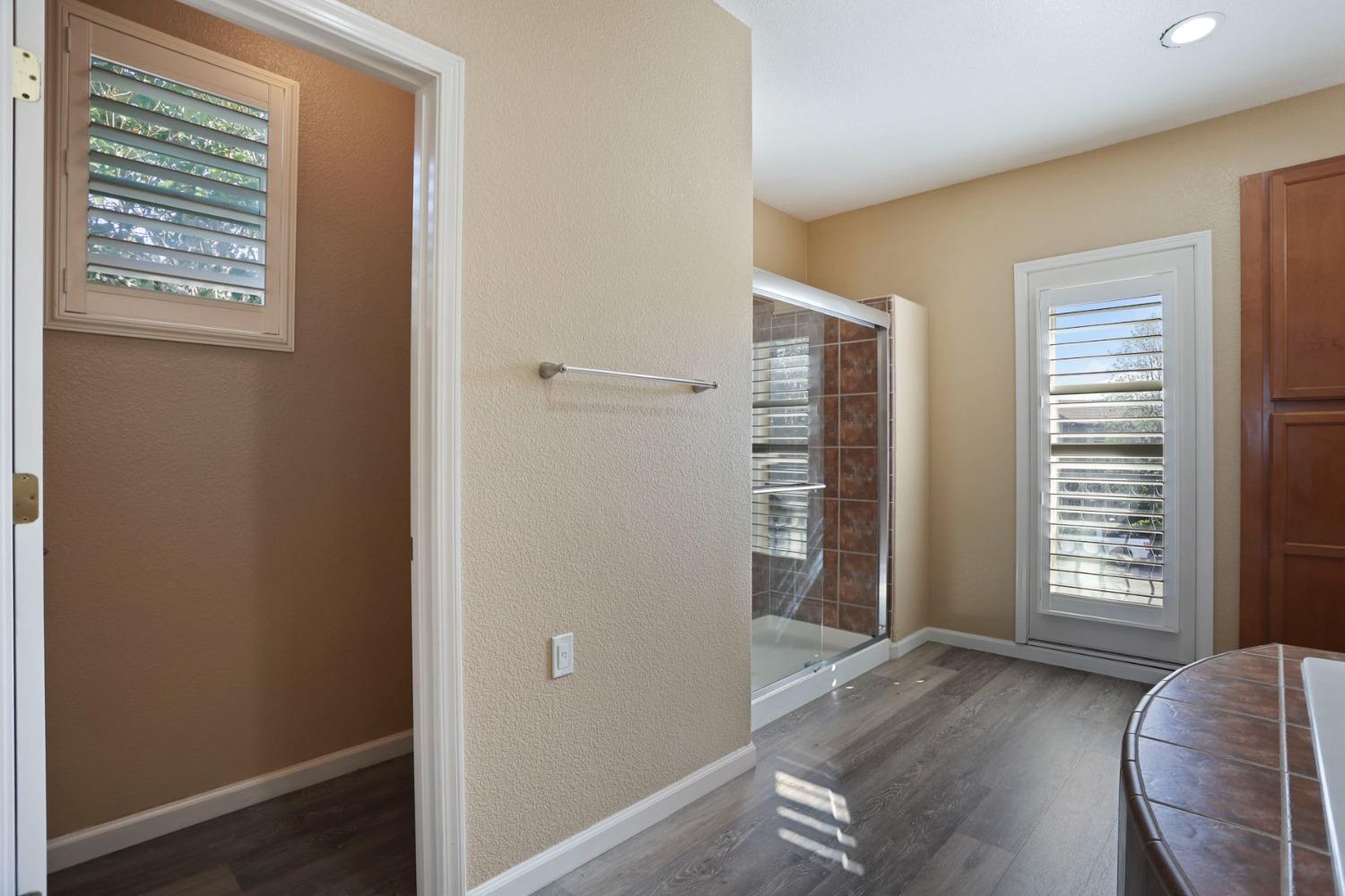 Detail Gallery Image 39 of 59 For 4322 Riverbank Ct, Stockton,  CA 95219 - 5 Beds | 3/1 Baths