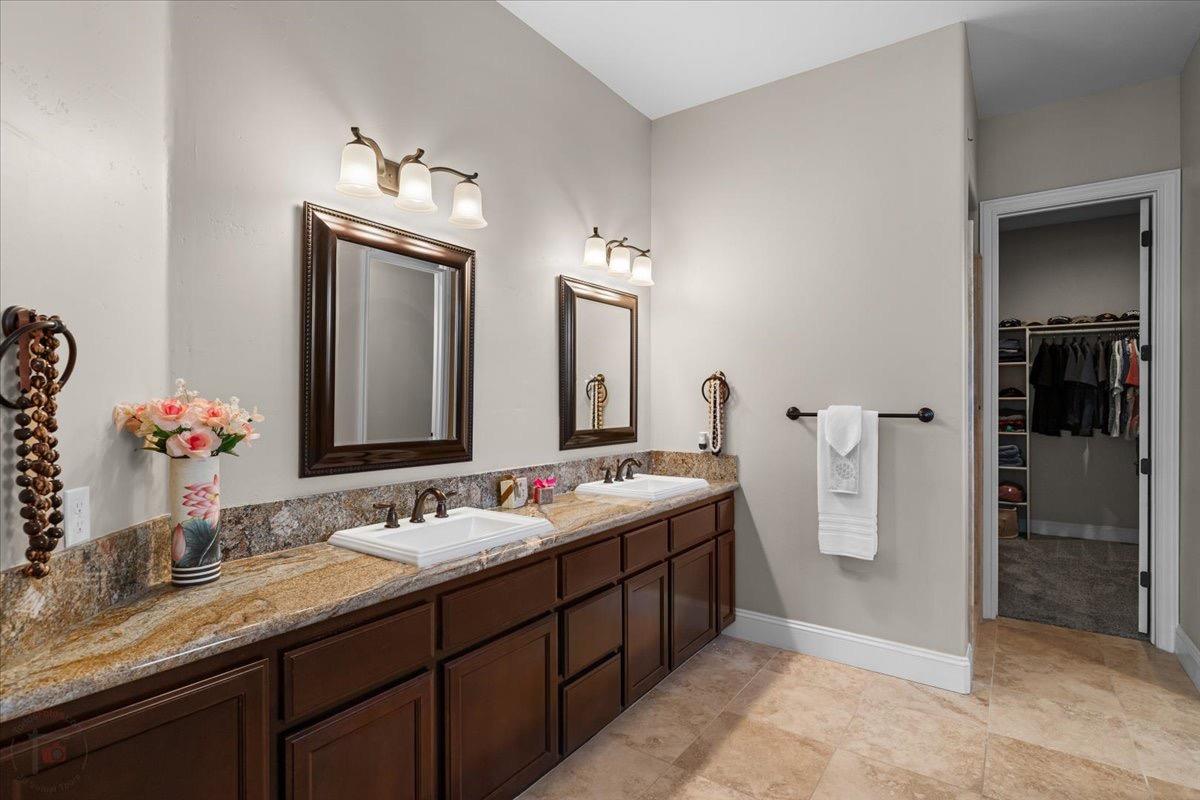 Detail Gallery Image 38 of 90 For 10710 Goldsborough Cir, Oakdale,  CA 95361 - 3 Beds | 4 Baths