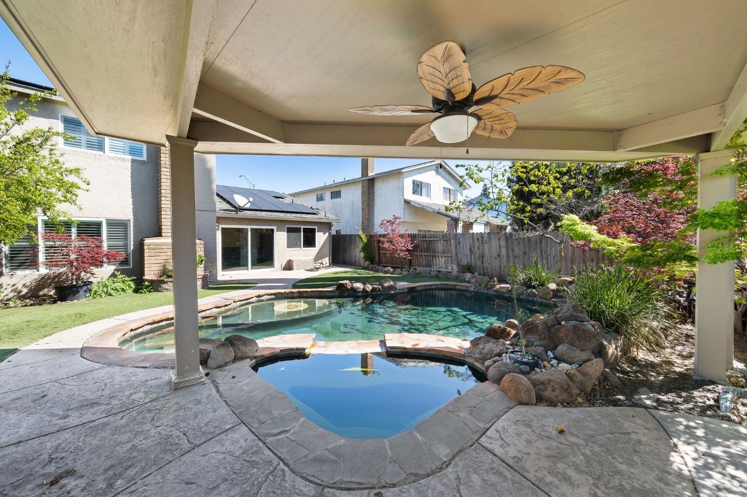 Detail Gallery Image 36 of 43 For 702 Erie Dr, Stockton,  CA 95210 - 4 Beds | 2 Baths