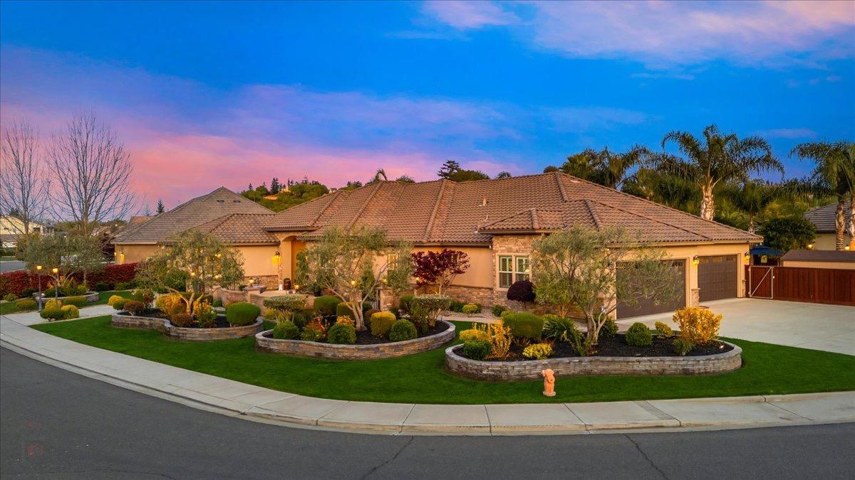 Detail Gallery Image 3 of 90 For 10710 Goldsborough Cir, Oakdale,  CA 95361 - 3 Beds | 4 Baths