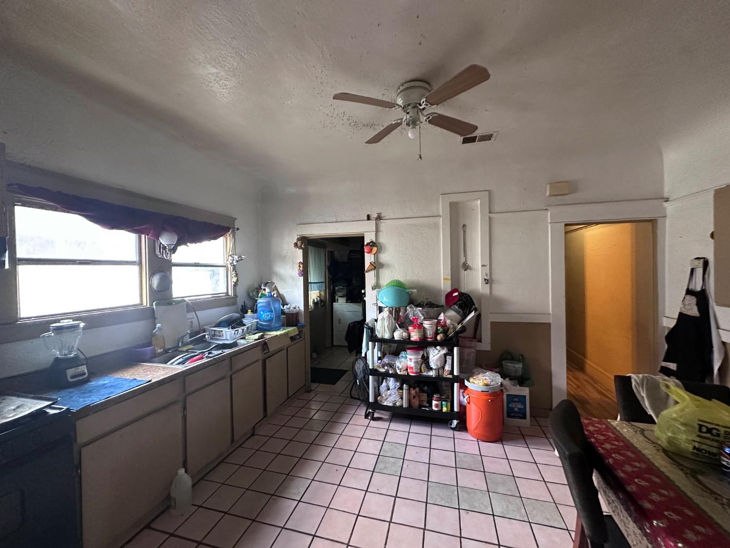 Detail Gallery Image 21 of 38 For 1554 S San Joaquin St, Stockton,  CA 95206 - – Beds | – Baths
