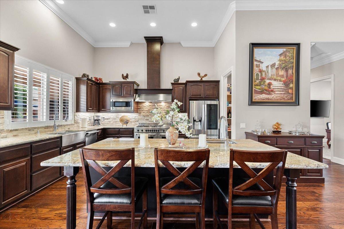 Detail Gallery Image 19 of 90 For 10710 Goldsborough Cir, Oakdale,  CA 95361 - 3 Beds | 4 Baths