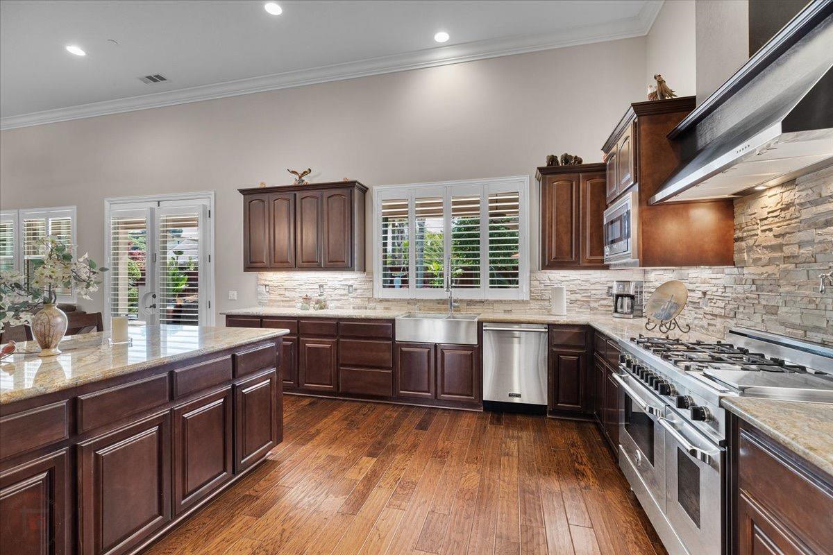 Detail Gallery Image 22 of 90 For 10710 Goldsborough Cir, Oakdale,  CA 95361 - 3 Beds | 4 Baths