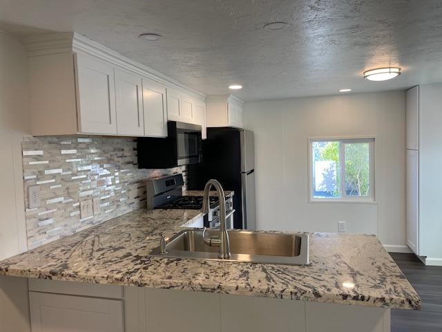 Detail Gallery Image 12 of 21 For 18450 N Highway 88 58, Lockeford,  CA 95237 - 2 Beds | 1 Baths