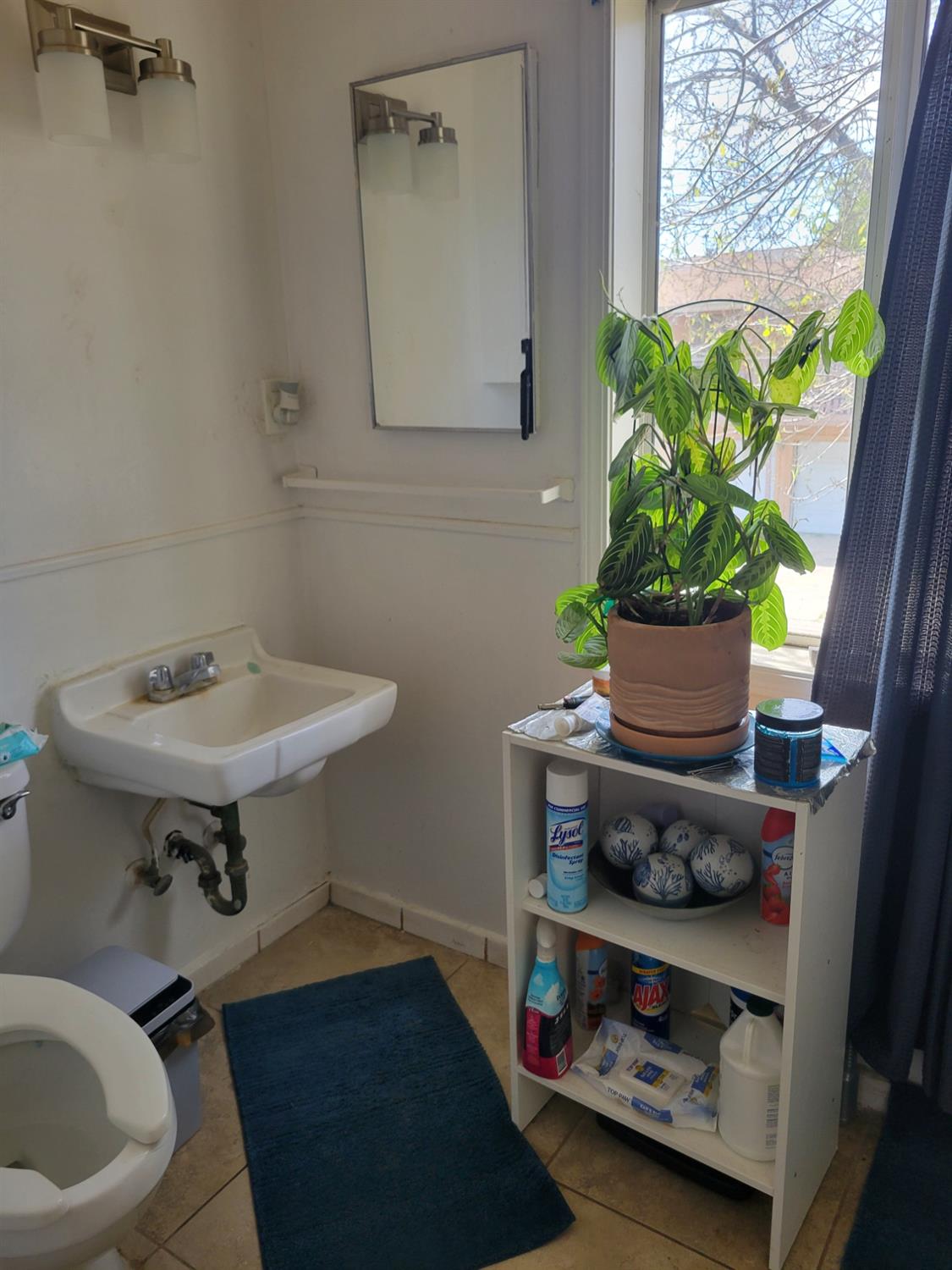 Detail Gallery Image 25 of 25 For 6023 Camellia Ln, Sacramento,  CA 95824 - – Beds | – Baths