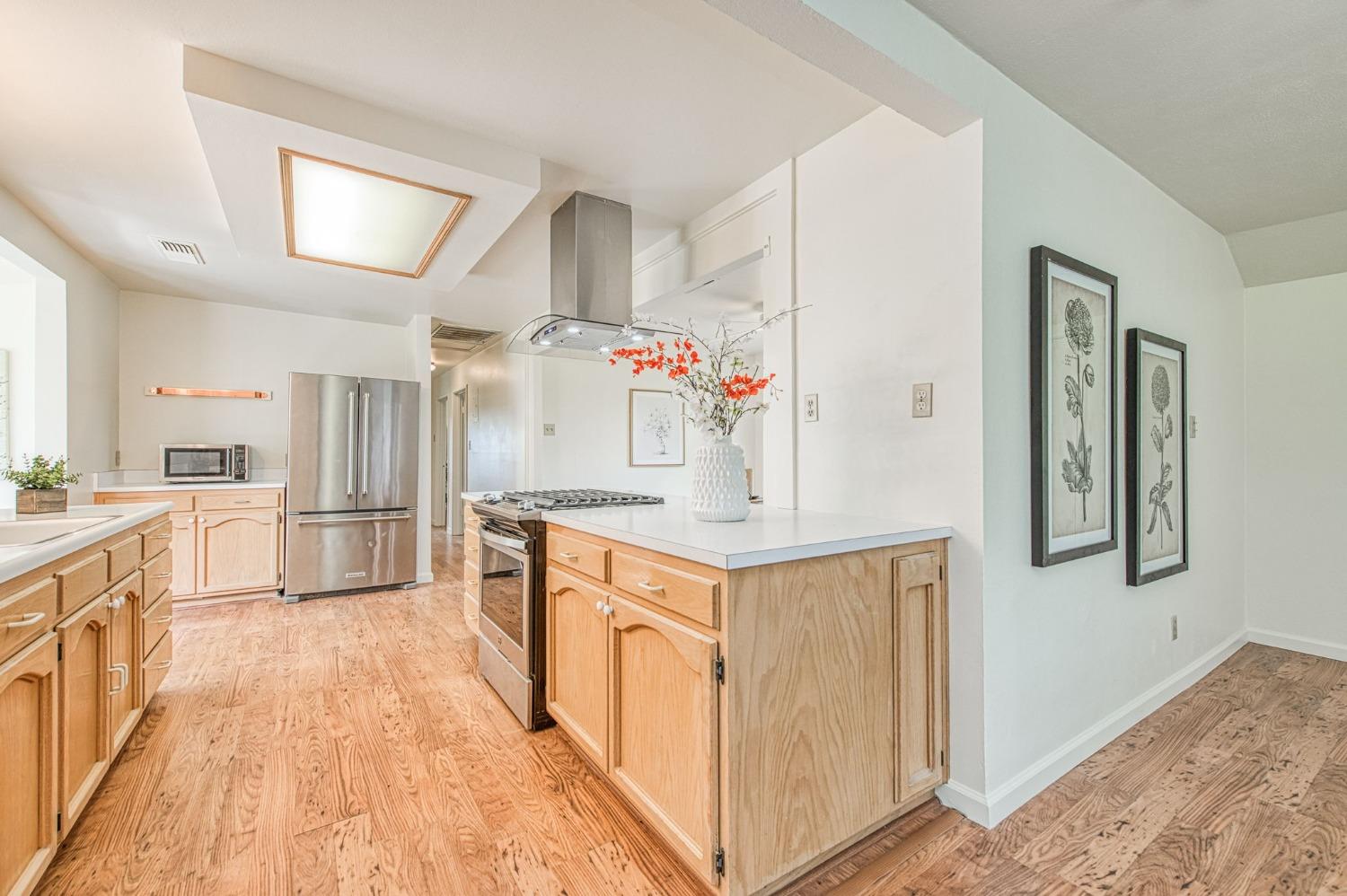 Detail Gallery Image 9 of 88 For 8029 Fruitland, Winton,  CA 95388 - 2 Beds | 1 Baths