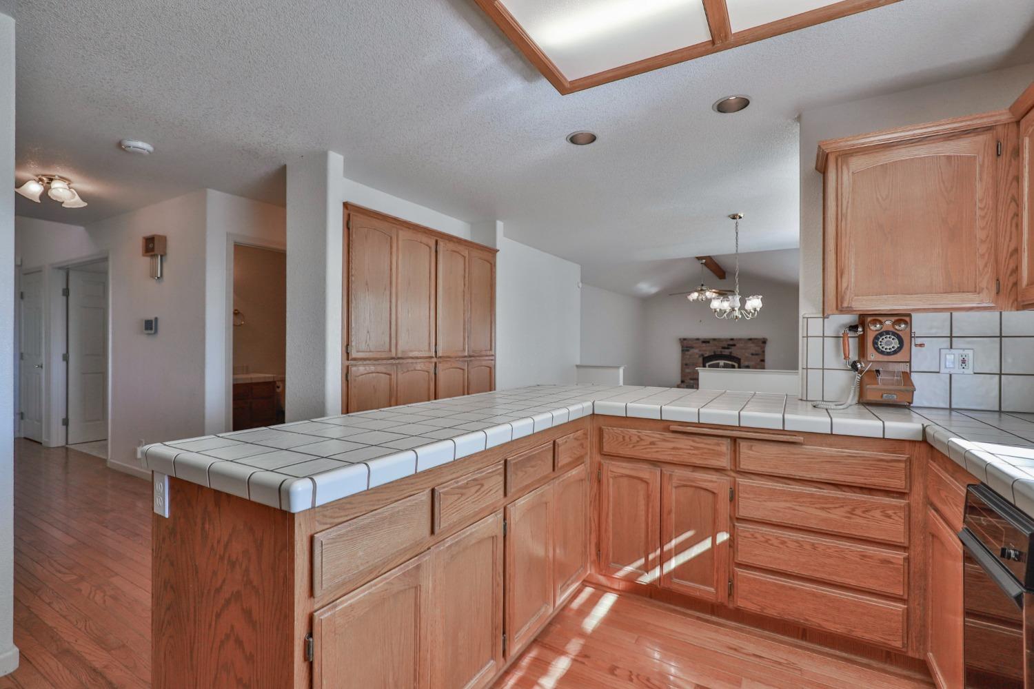 Detail Gallery Image 14 of 77 For 14753 Sandar Rd, Pine Grove,  CA 95665 - 3 Beds | 3 Baths