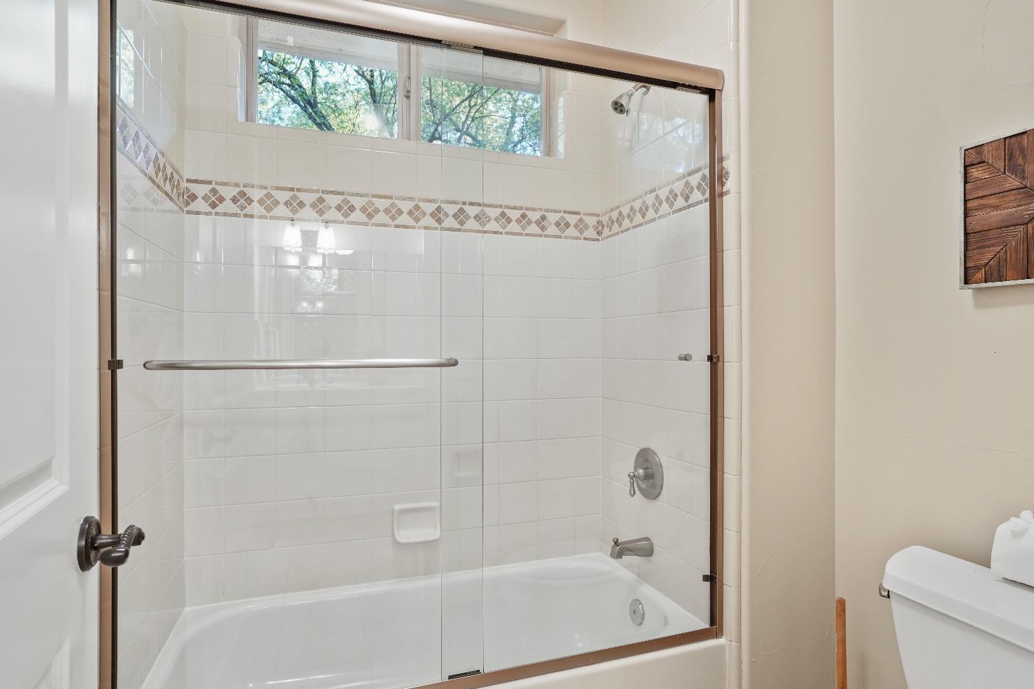 Detail Gallery Image 75 of 98 For 9274 King Rd, Loomis,  CA 95650 - 5 Beds | 4 Baths