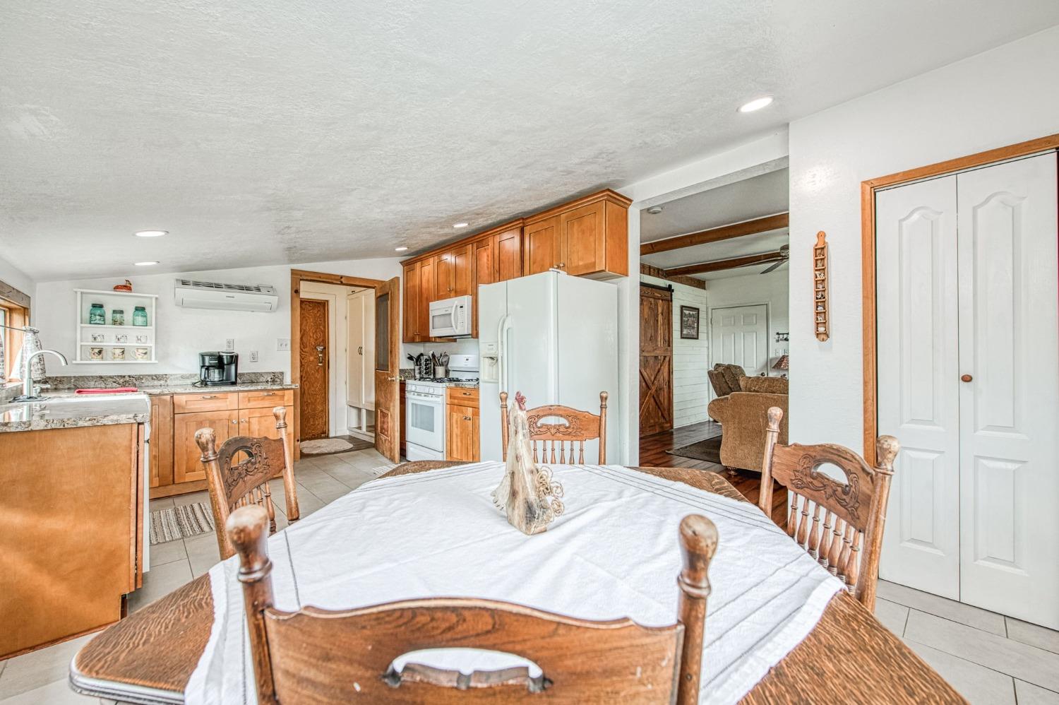 Detail Gallery Image 47 of 88 For 8029 Fruitland, Winton,  CA 95388 - 2 Beds | 1 Baths