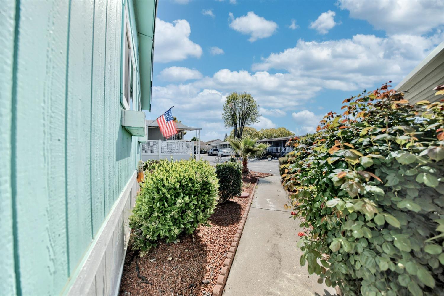Detail Gallery Image 52 of 74 For 47 Clipper Ln, Modesto,  CA 95356 - 3 Beds | 2 Baths