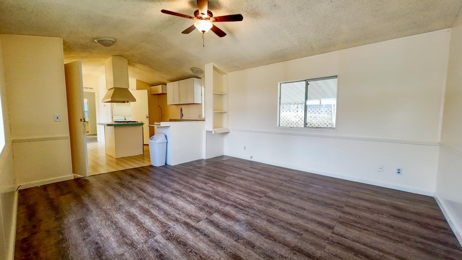 Detail Gallery Image 4 of 14 For 3120 Live Oak Blvd 61, Yuba City,  CA 95991 - 2 Beds | 2 Baths