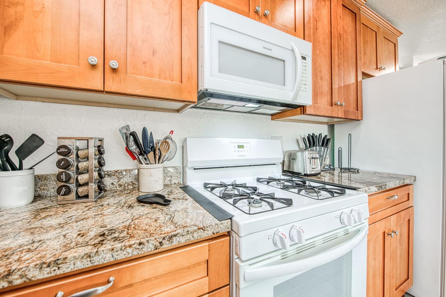 Detail Gallery Image 44 of 88 For 8029 Fruitland, Winton,  CA 95388 - 2 Beds | 1 Baths