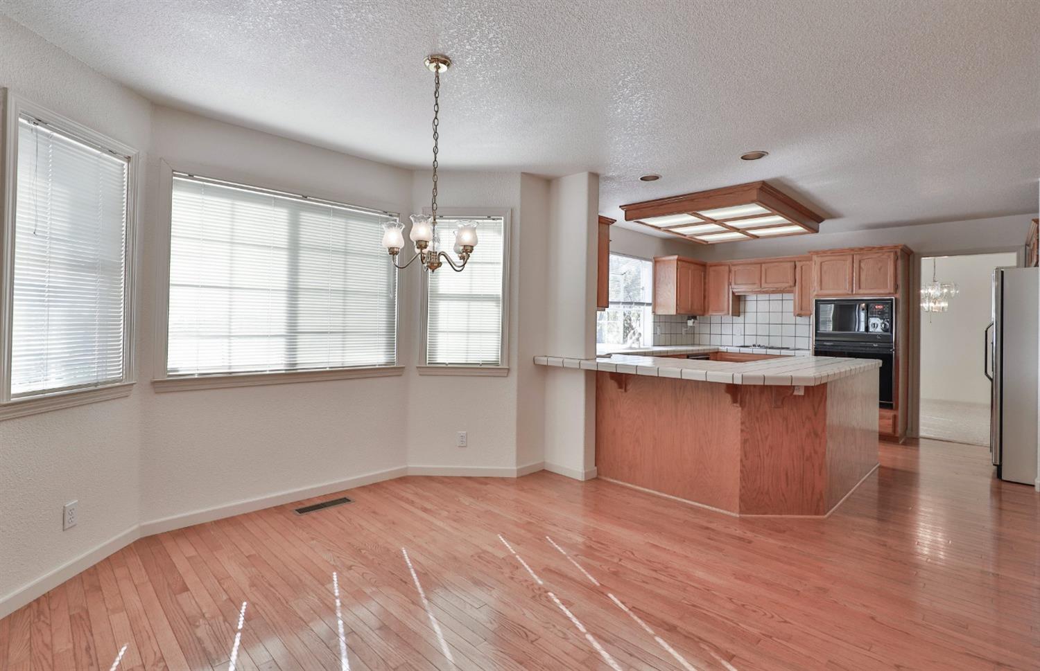 Detail Gallery Image 13 of 77 For 14753 Sandar Rd, Pine Grove,  CA 95665 - 3 Beds | 3 Baths