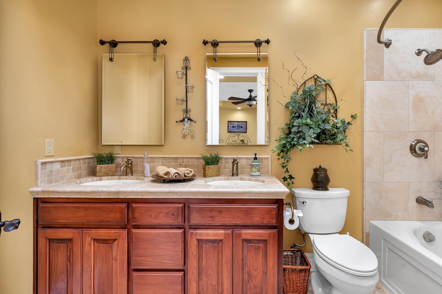 Detail Gallery Image 57 of 99 For 20711 Canyon Rd, Los Banos,  CA 93635 - 4 Beds | 3/1 Baths