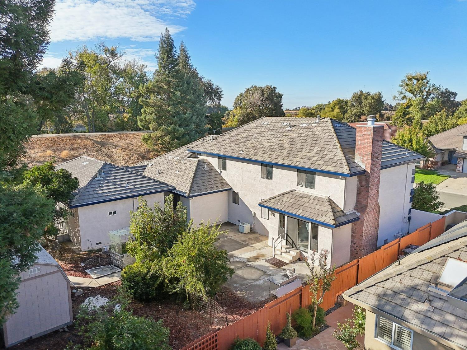 Detail Gallery Image 11 of 83 For 170 Audubon Cir, Sacramento,  CA 95831 - 4 Beds | 4/1 Baths